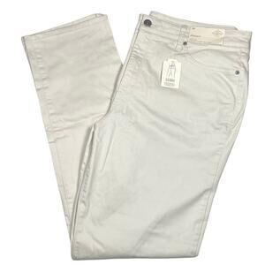 St. John’s Bay Jeans Women’s Size 18 Tall Birch Straight Leg Mid-Rise NWT $50